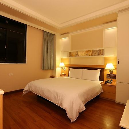 Kai Fu Hotel Taoyuan Exterior photo