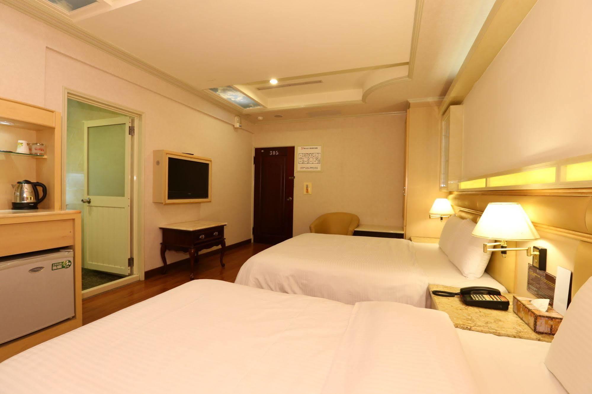 Kai Fu Hotel Taoyuan Exterior photo