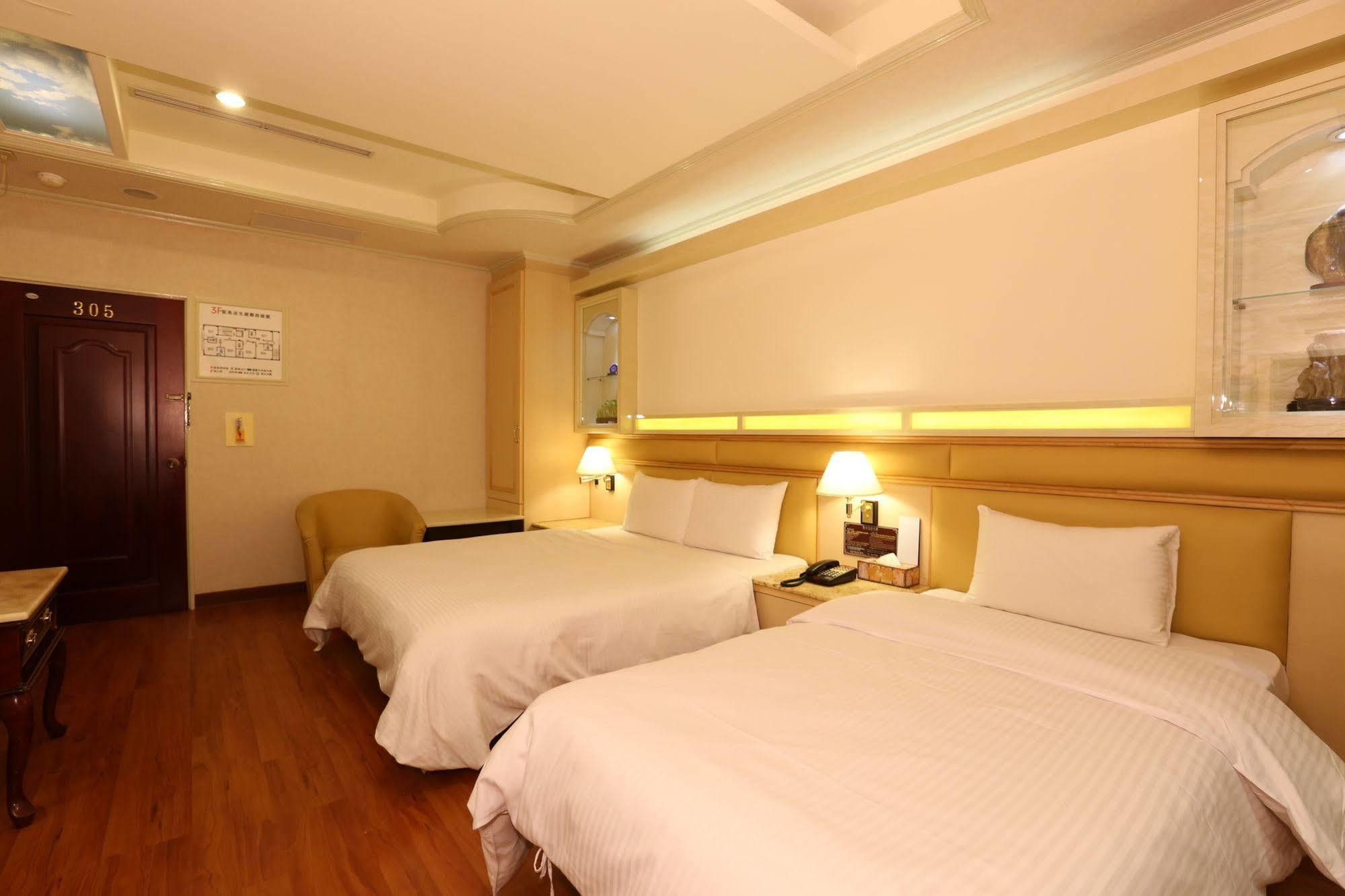 Kai Fu Hotel Taoyuan Exterior photo