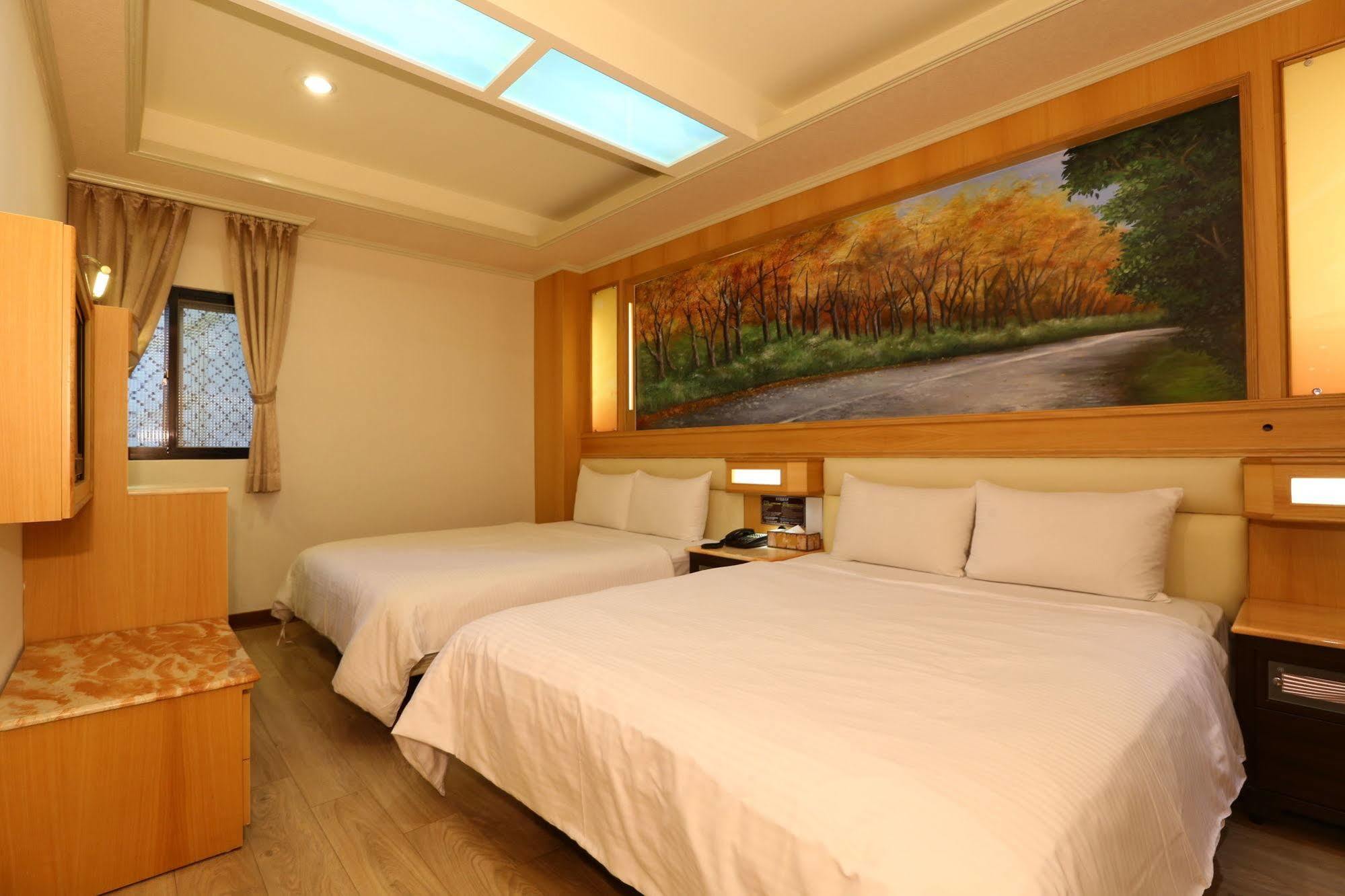 Kai Fu Hotel Taoyuan Exterior photo